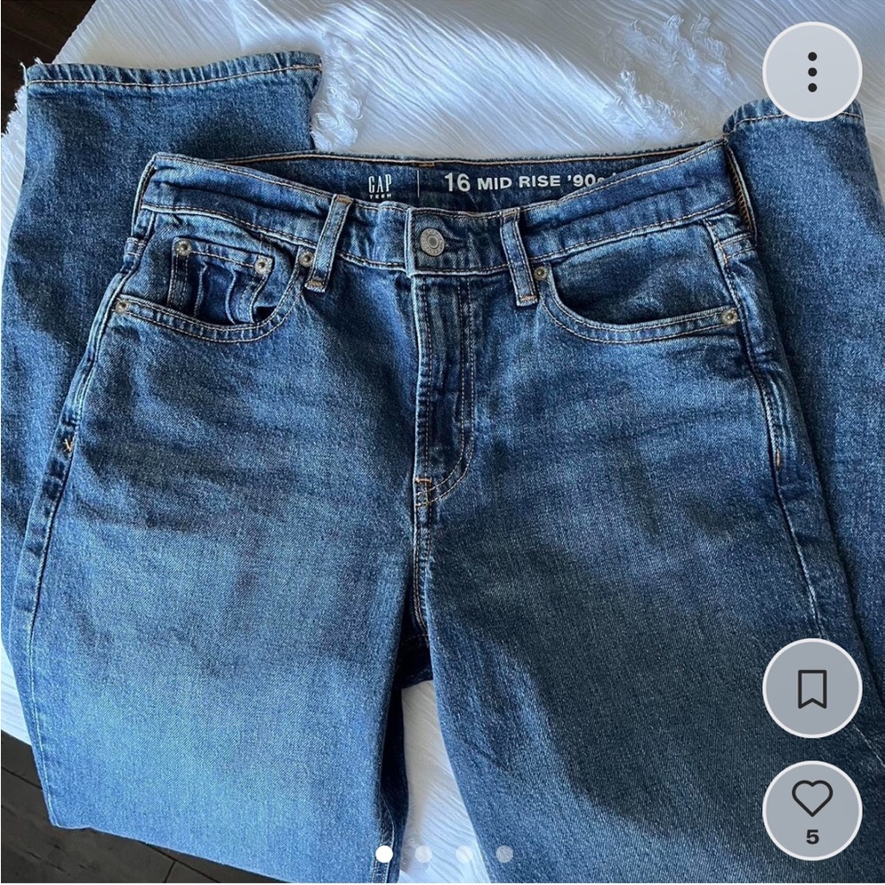 GAP straight leg jeans !